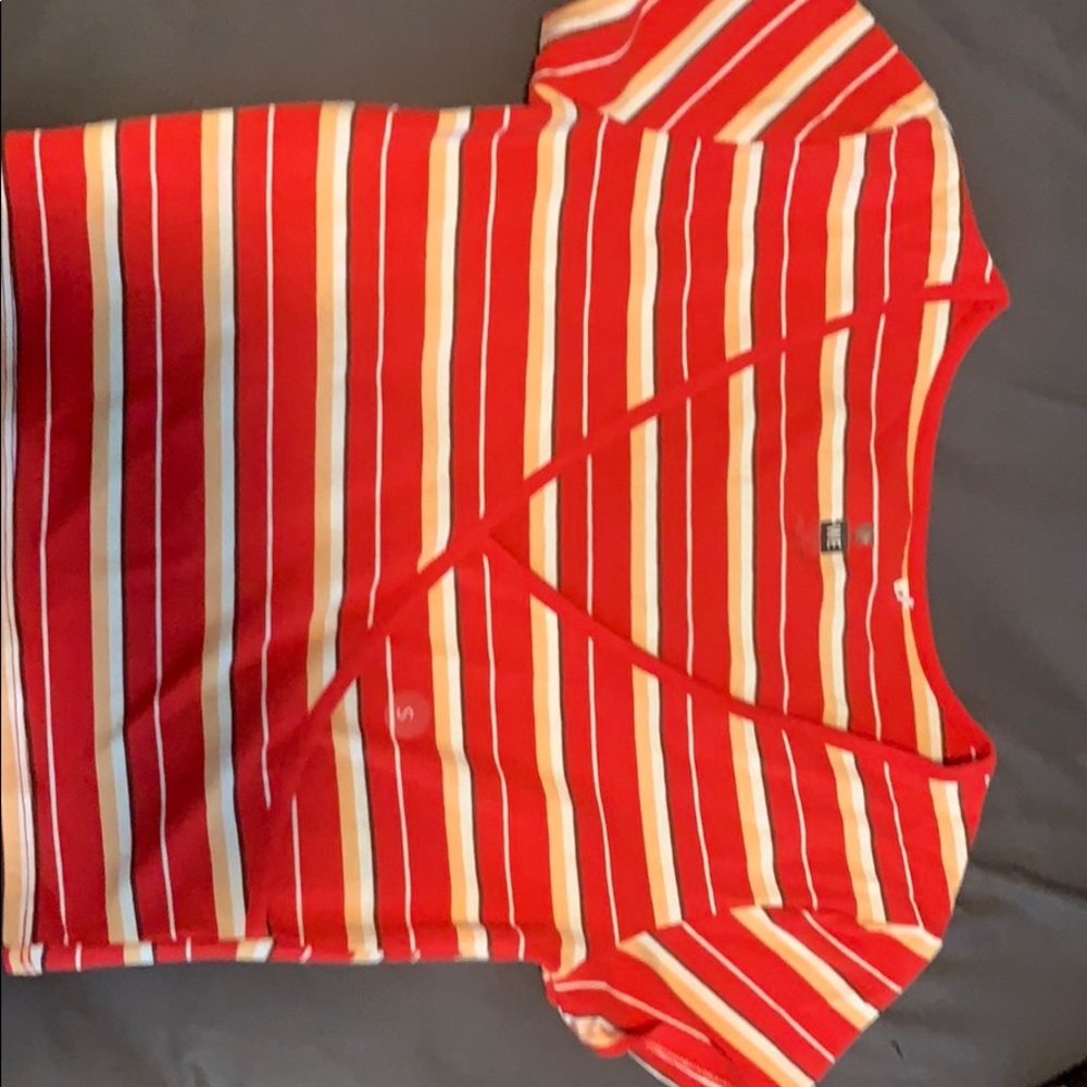 PacSun “Me to We” cross body shirt